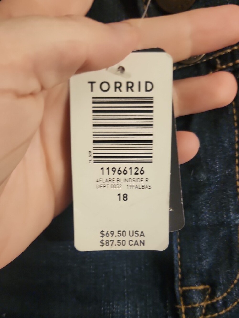 Nwt Torrid Dark Blue Flare Jeans - Picture 4 of 5